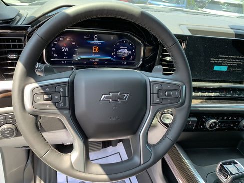 New 2025 Chevrolet Silverado 1500 RST AWD/4WD image 22