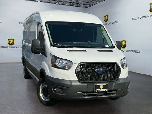 Used 2023 Ford Transit 250 Medium Roof image 3