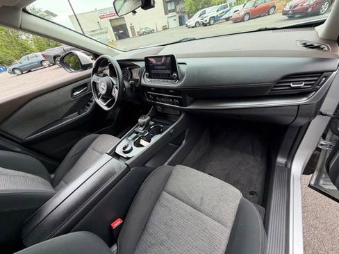 Used 2023 Nissan Rogue SV AWD/4WD image 28