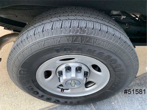 Used 2020 Chevrolet Express 2500 image 22