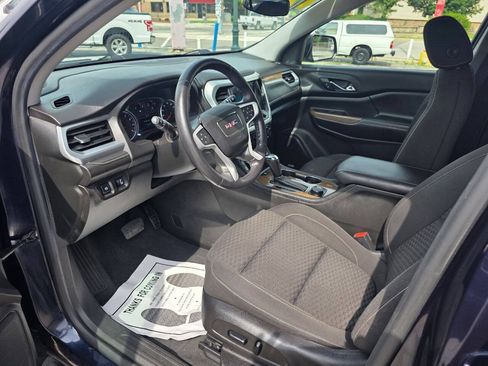 Used 2017 GMC Acadia SLE w/ Driver Alert Package I FWD image 19