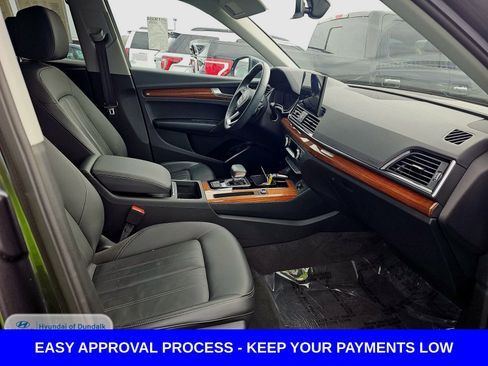 Used 2021 Audi Q5 e Premium w/ Convenience Package image 14