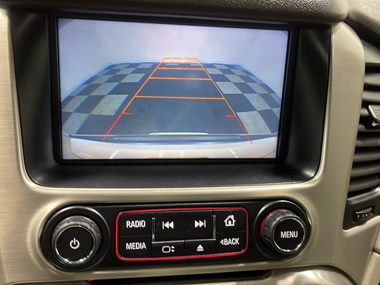 Used 2015 GMC Yukon Denali AWD/4WD image 9