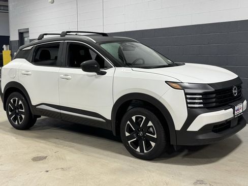 New 2026 Nissan Kicks SV w/ Cold Weather Package AWD/4WD image 6