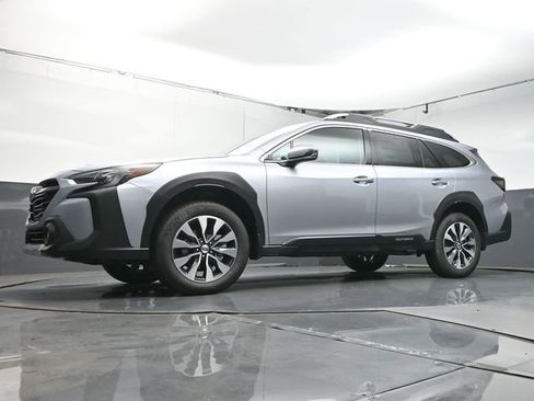 New 2025 Subaru Outback Touring w/ Popular Package #2 image 38