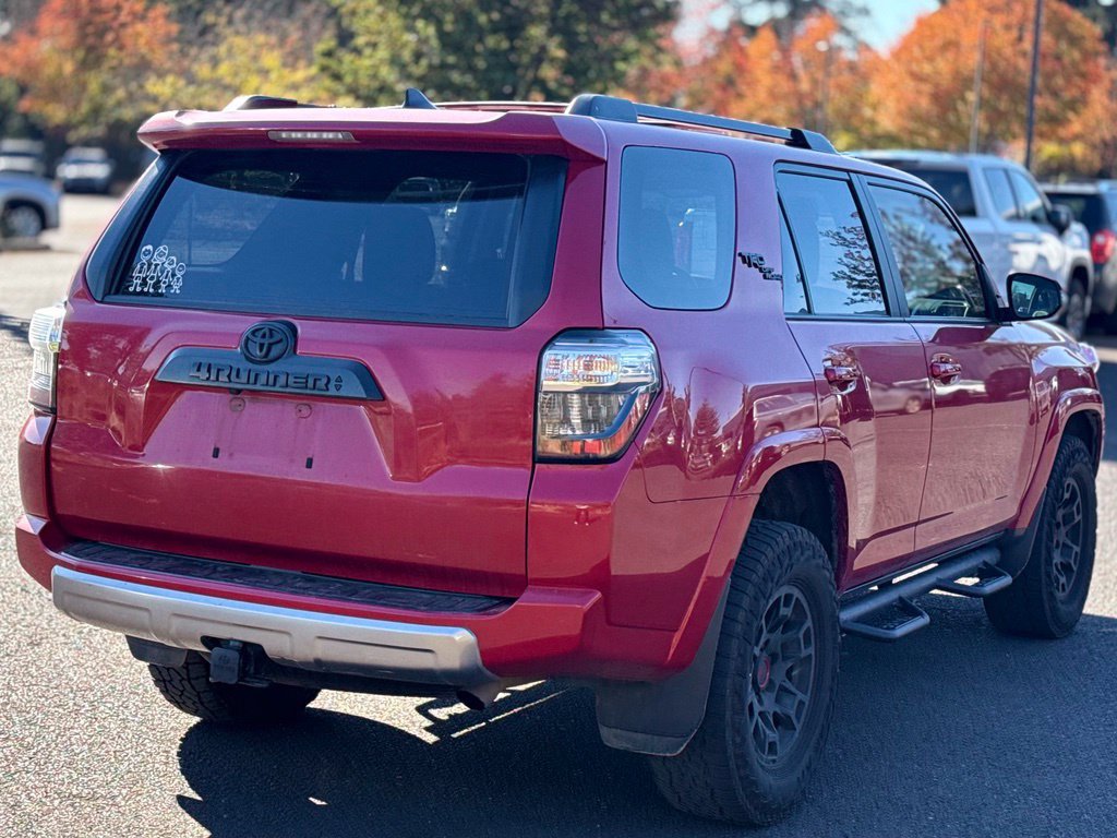 Used 2024 Toyota 4Runner TRD Off-Road Premium w/ Off Road Premium Plus Package AWD/4WD image 5