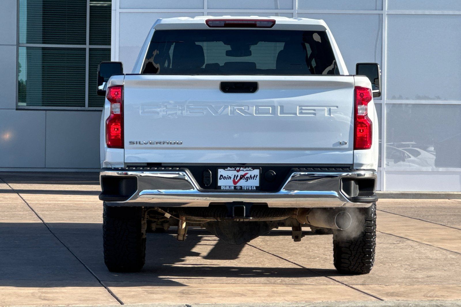 Used 2025 Chevrolet Silverado 2500 LT AWD/4WD image 5