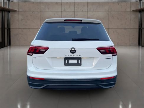 Used 2024 Volkswagen Tiguan SE image 5