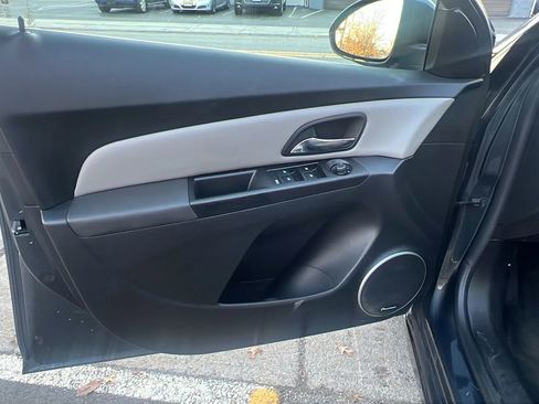 Used 2013 Chevrolet Cruze LT w/ All-Star Edition image 21