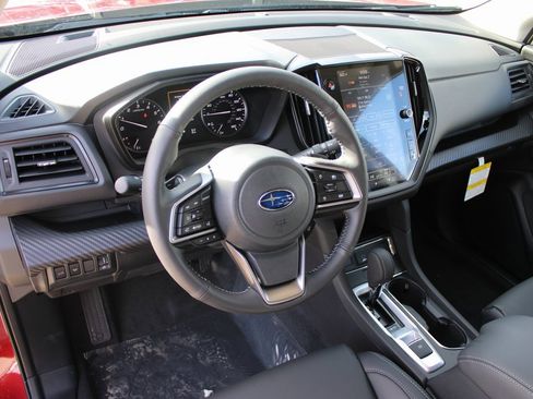 Used 2026 Subaru Ascent Premium image 9