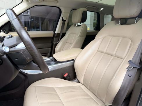 Used 2021 Land Rover Range Rover Sport SE image 12