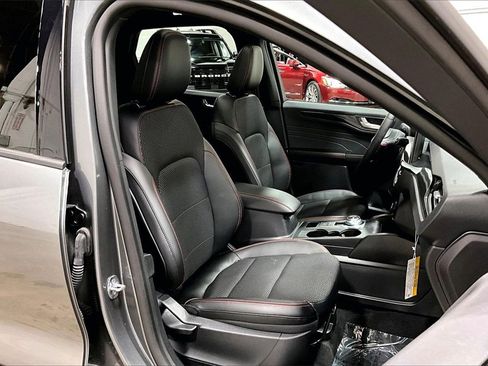 Certified 2025 Ford Escape ST-Line Select w/ Tech Pack #1 image 7