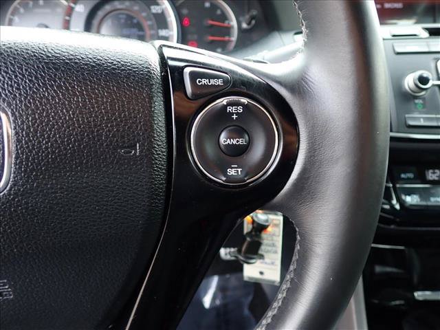 Used 2017 Honda Accord Sport image 14
