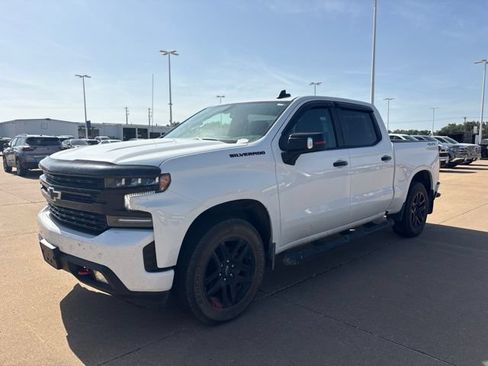 Used 2022 Chevrolet Silverado 1500 RST w/ Redline Edition AWD/4WD image 8