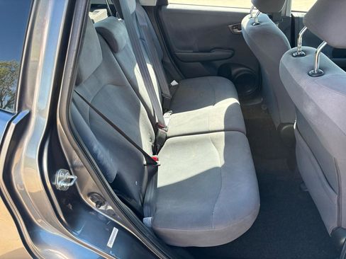 Used 2011 Honda Fit image 9