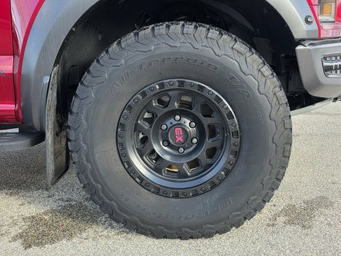 Used 2018 Ford F150 Raptor w/ Equipment Group 801A Mid image 38