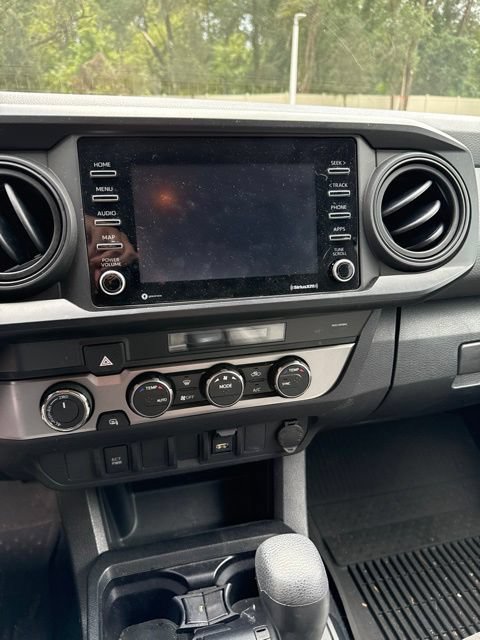 Used 2022 Toyota Tacoma SR AWD/4WD image 10