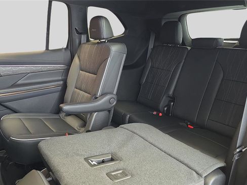 New 2026 Buick Enclave Avenir w/ Super Cruise Package image 16