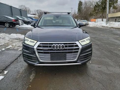 Used 2020 Audi Q5 2.0T Premium Plus w/ Premium Plus Package AWD/4WD image 2