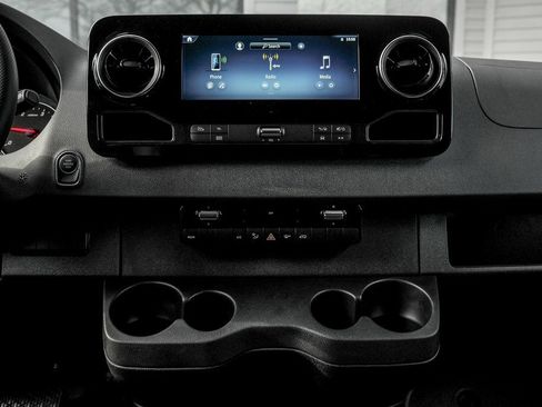 New 2025 Mercedes-Benz Sprinter 2500 image 16