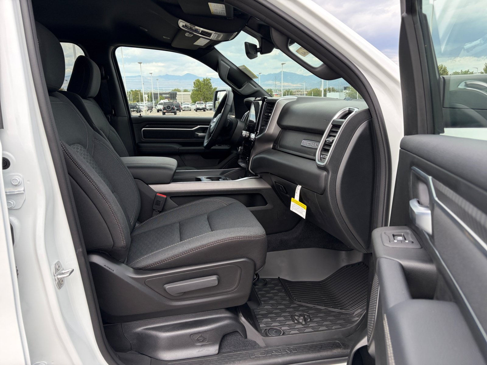 New 2026 RAM 1500 Big Horn AWD/4WD image 30