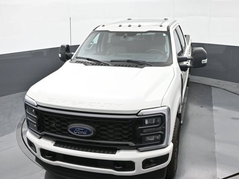 Used 2024 Ford F250 Lariat w/ Lariat Ultimate Package AWD/4WD image 29