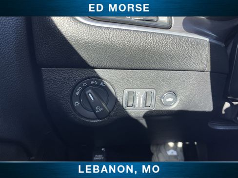 Used 2022 Dodge Challenger R/T w/ Blacktop Package image 17