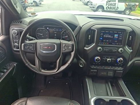 Used 2023 GMC Sierra 2500 AT4 w/ AT4 Premium Plus Package AWD/4WD image 11