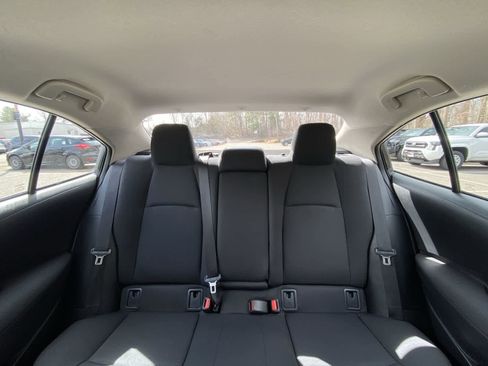 Used 2025 Toyota Corolla LE image 28