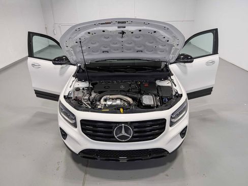 New 2026 Mercedes-Benz GLB 250 4MATIC image 11