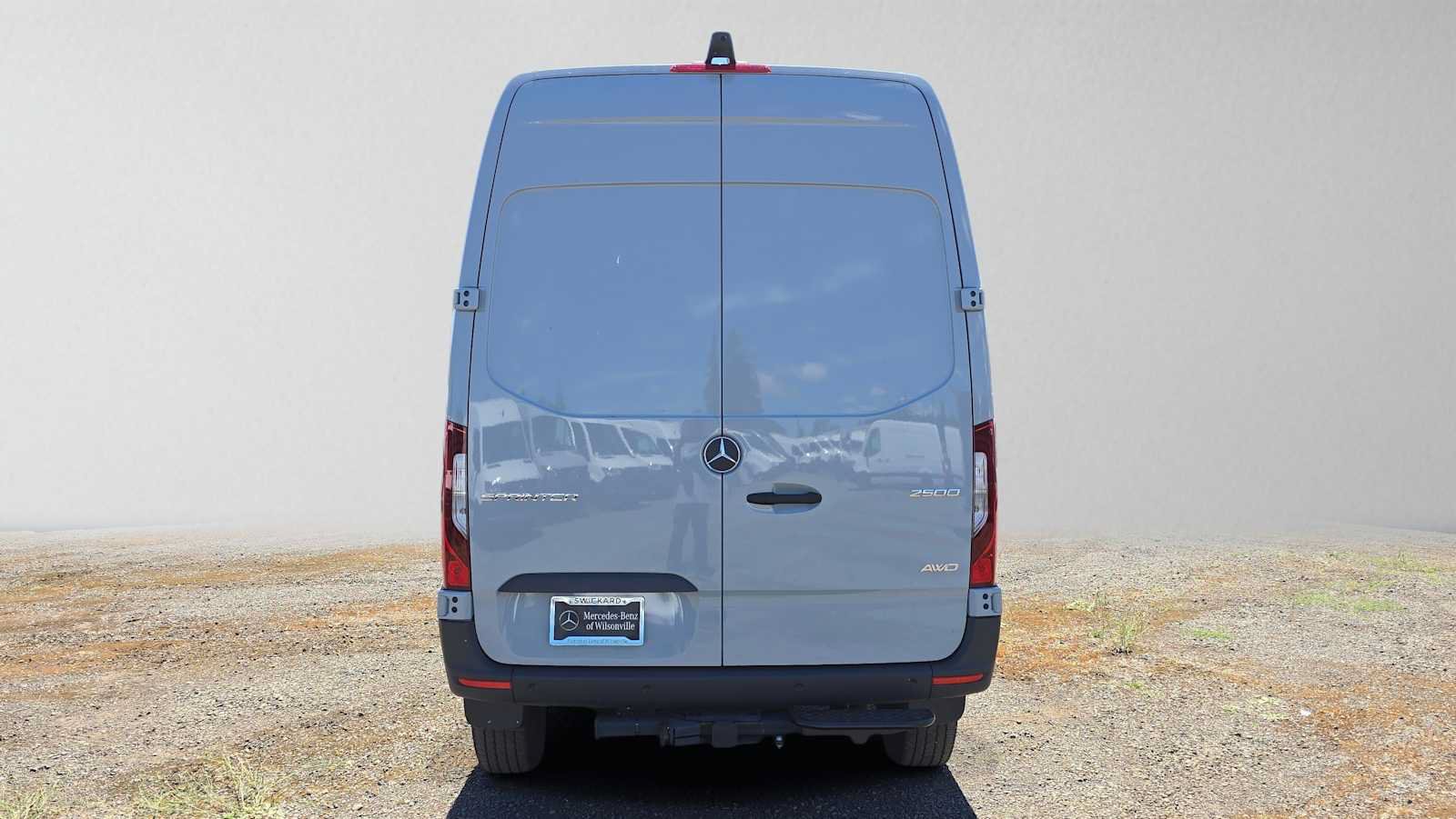 Used 2026 Mercedes-Benz Sprinter 2500 image 4
