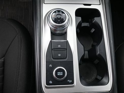 Used 2020 Ford Explorer XLT w/ Comfort Package AWD/4WD image 29