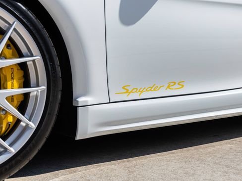 Certified 2025 Porsche 718 Boxster Spyder RS RWD image 17
