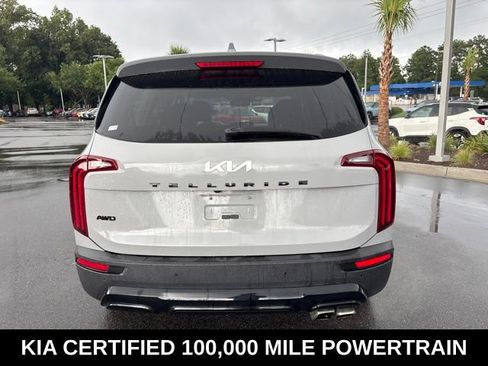 Certified 2022 Kia Telluride SX w/ Nightfall Edition Package AWD/4WD image 6
