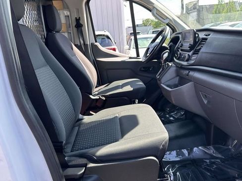Used 2024 Ford Transit 250 Low Roof w/ Exterior Upgrade Package RWD image 16