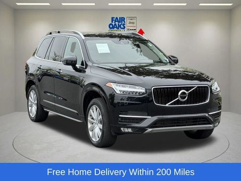 Used 2019 Volvo XC90 T6 Momentum w/ Protection Package Premier AWD/4WD image 1
