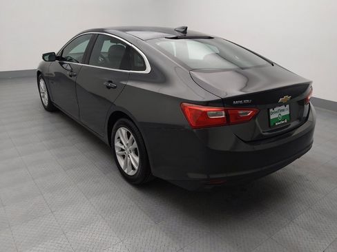 Used 2017 Chevrolet Malibu LT image 5