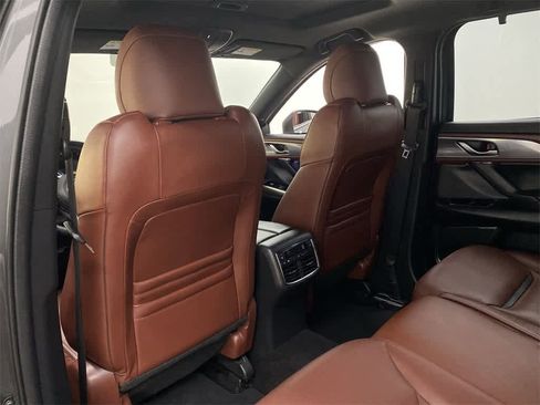 Used 2019 MAZDA CX-9 Signature image 16