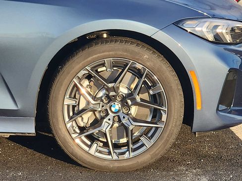 Used 2025 BMW 330i xDrive Sedan w/ M Sport Package image 8