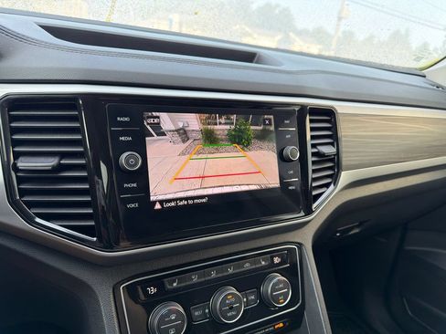 Used 2023 Volkswagen Atlas SEL AWD/4WD image 22