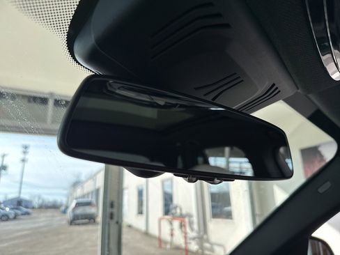 Used 2022 BMW X5 xDrive40i w/ M Sport Package image 34