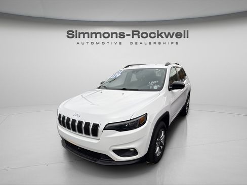 Used 2022 Jeep Cherokee Latitude Lux AWD/4WD image 8
