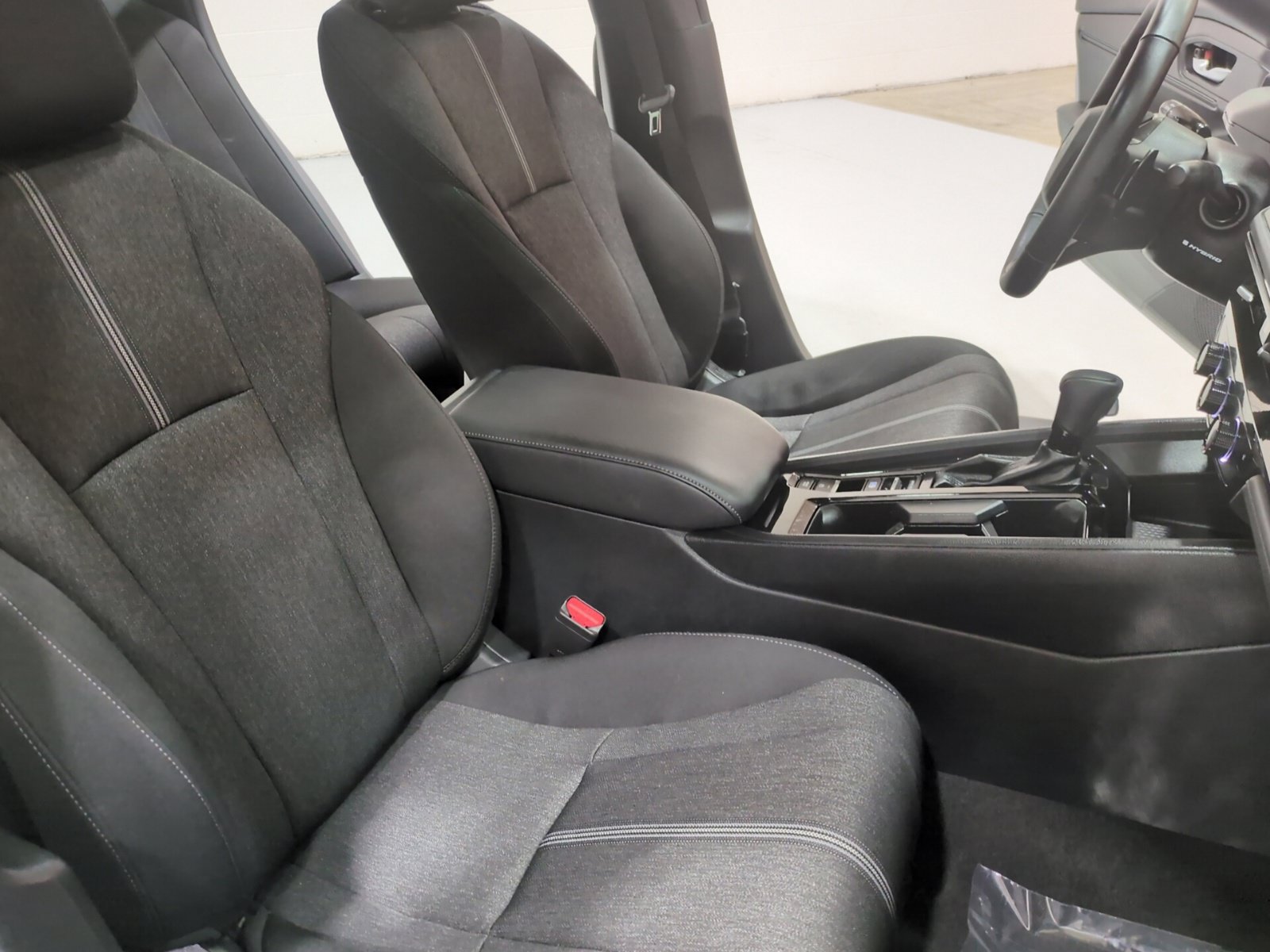 Used 2025 Honda Accord Sport image 11