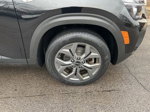 Used 2024 Kia Seltos LX image 13