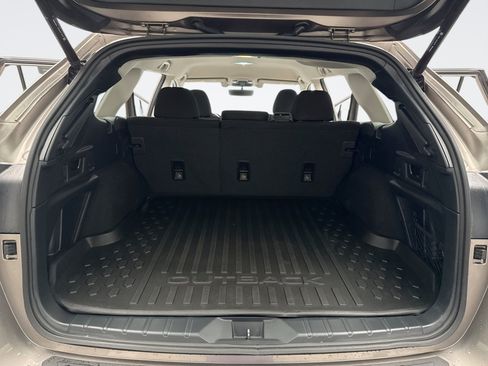 Used 2022 Subaru Outback Premium AWD/4WD image 21