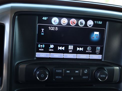 Used 2017 Chevrolet Silverado 1500 High Country image 10