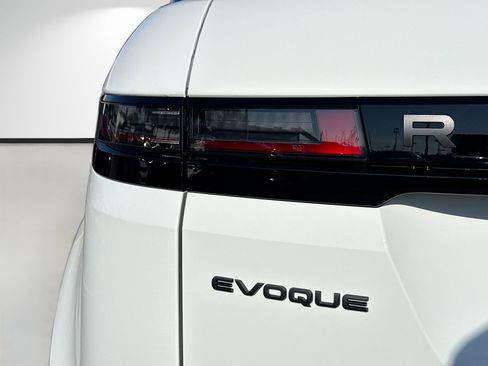 New 2026 Land Rover Range Rover Evoque Dynamic SE image 10