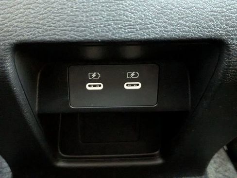 New 2026 Mitsubishi Outlander LE image 15