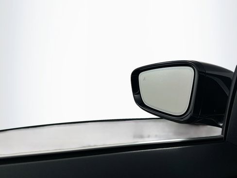 Used 2024 BMW i4 eDrive35 w/ Premium Package RWD image 16