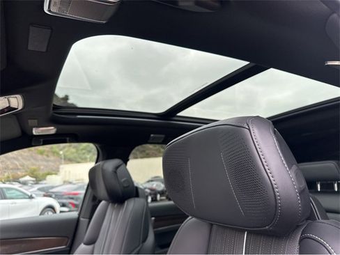 New 2026 Cadillac Vistiq Luxury image 25